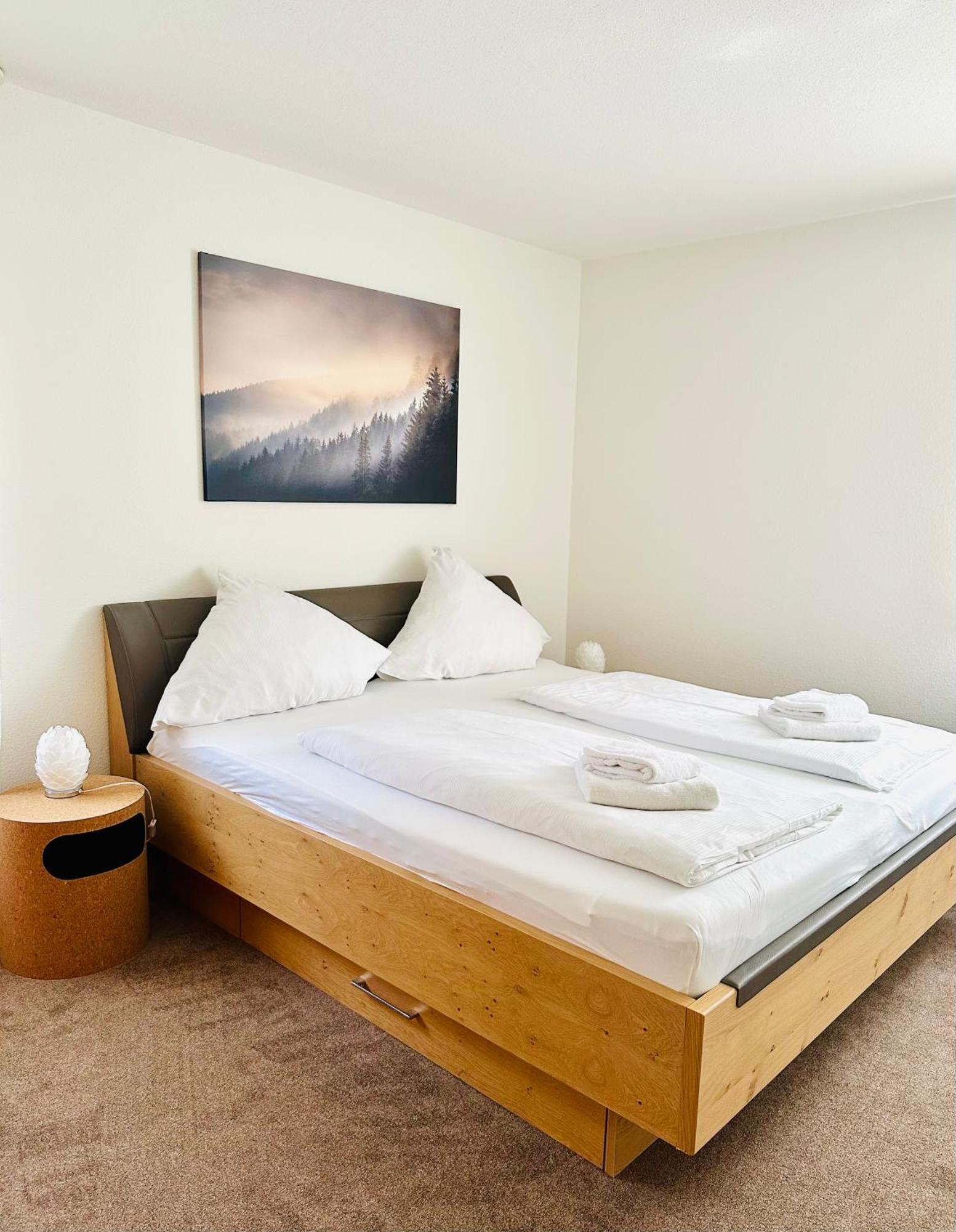 Ferienwohnung Lotti + Hochschwarzwald Card Titisee-Neustadt Exterior foto